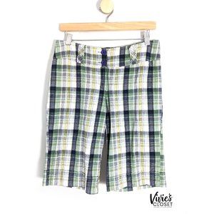 Charlotte Russe Bermuda Shorts Size Medium